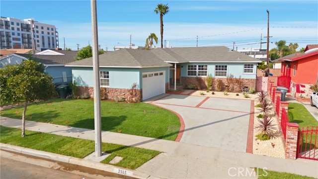 Gardena, California, 90249, United States, 3 Bedrooms Bedrooms, ,2 BathroomsBathrooms,Residential,For Sale,1987394