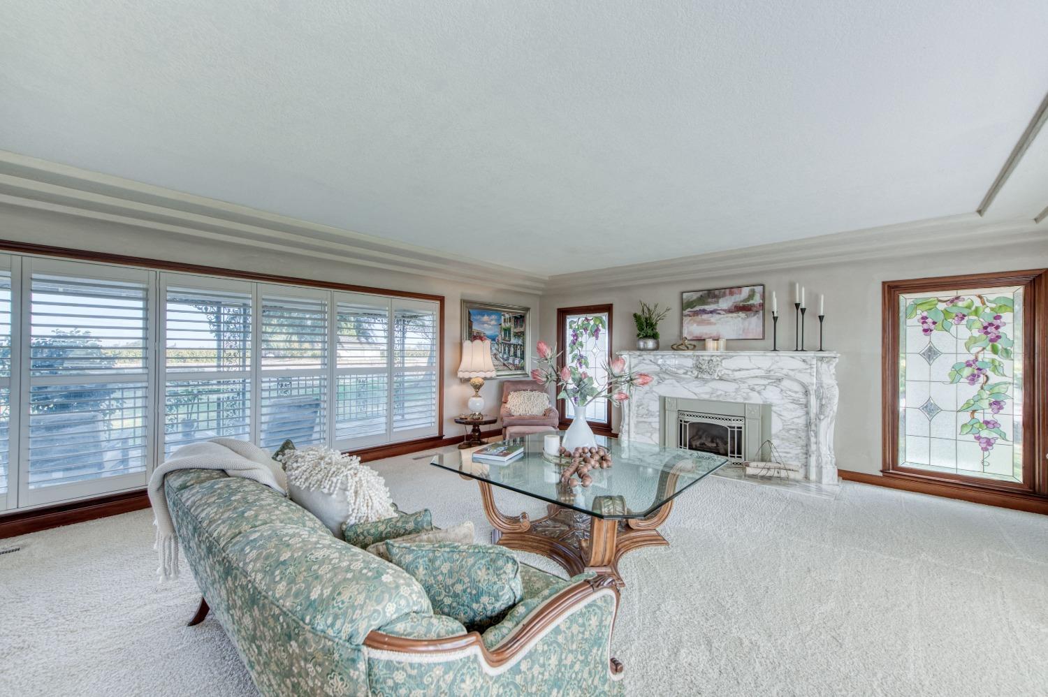 Kerman, California, 93630, United States, 5 Bedrooms Bedrooms, ,3 BathroomsBathrooms,Residential,For Sale,1928392