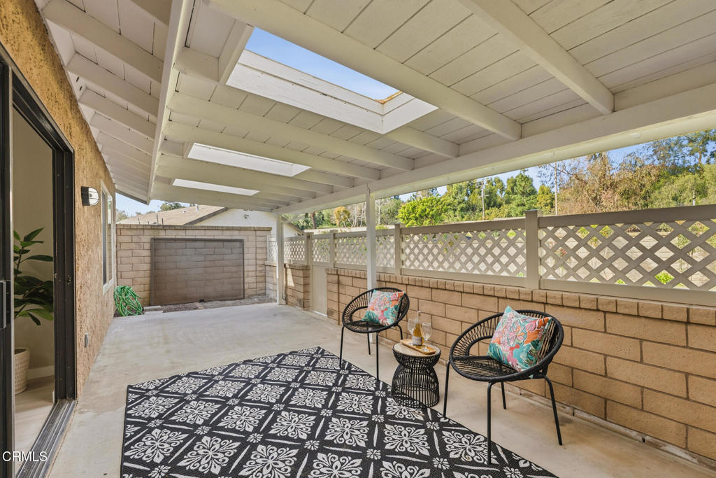 Camarillo, California, 93012, United States, 2 Bedrooms Bedrooms, ,2 BathroomsBathrooms,Residential,For Sale,2013759