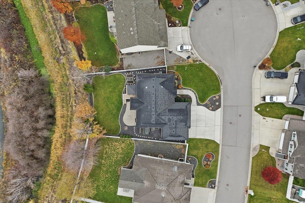 Greenacres, Washington, 99016, United States, 6 Bedrooms Bedrooms, ,3 BathroomsBathrooms,Residential,For Sale,1992048