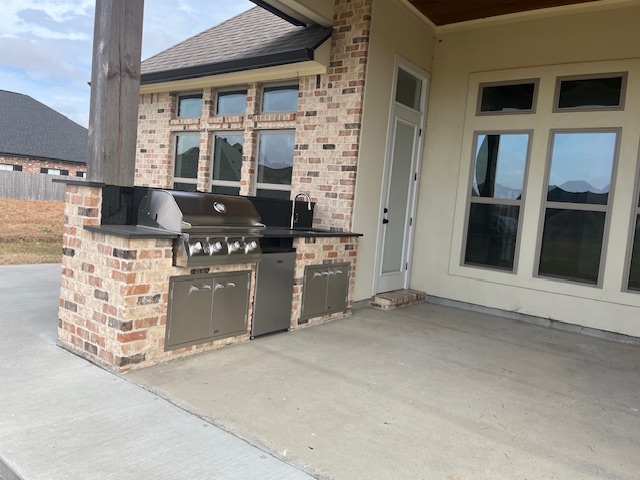 Houma, Louisiana, 70360, United States, 4 Bedrooms Bedrooms, ,4 BathroomsBathrooms,Residential,For Sale,1761761