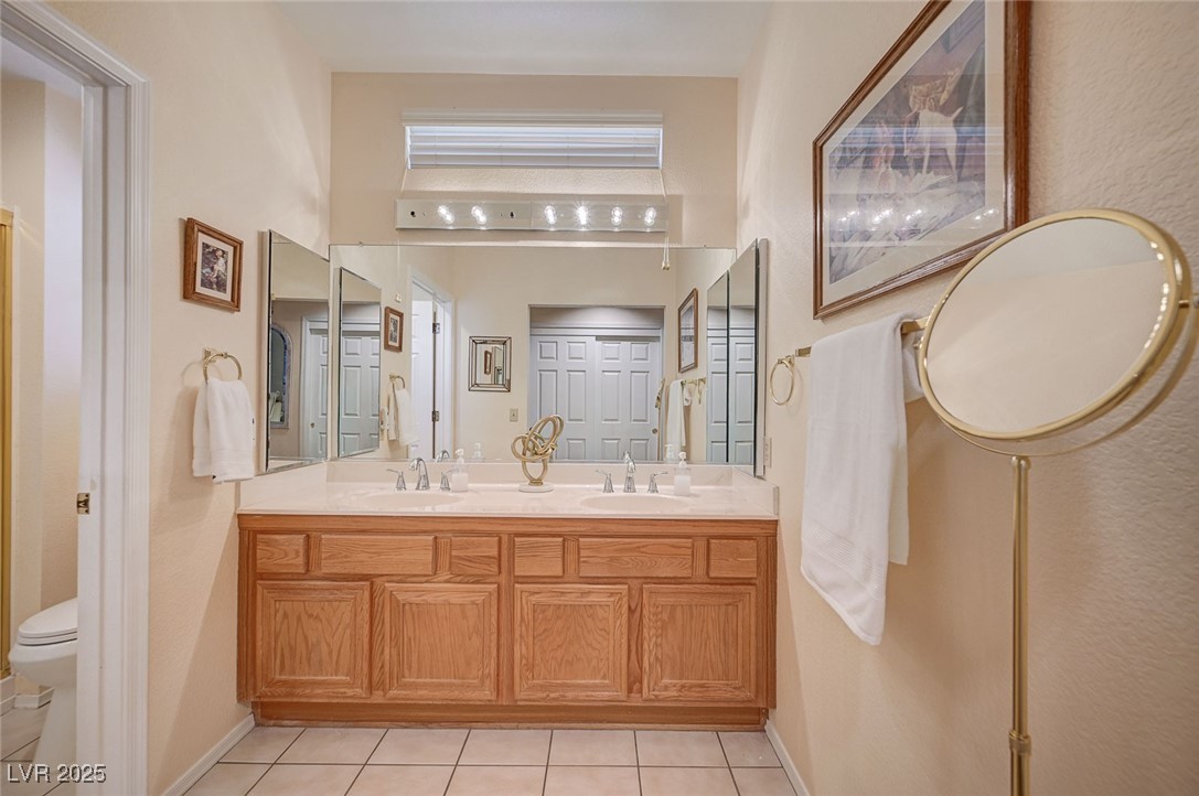 Las Vegas, Nevada, 89134, United States, 2 Bedrooms Bedrooms, ,2 BathroomsBathrooms,Residential,For Sale,1950375