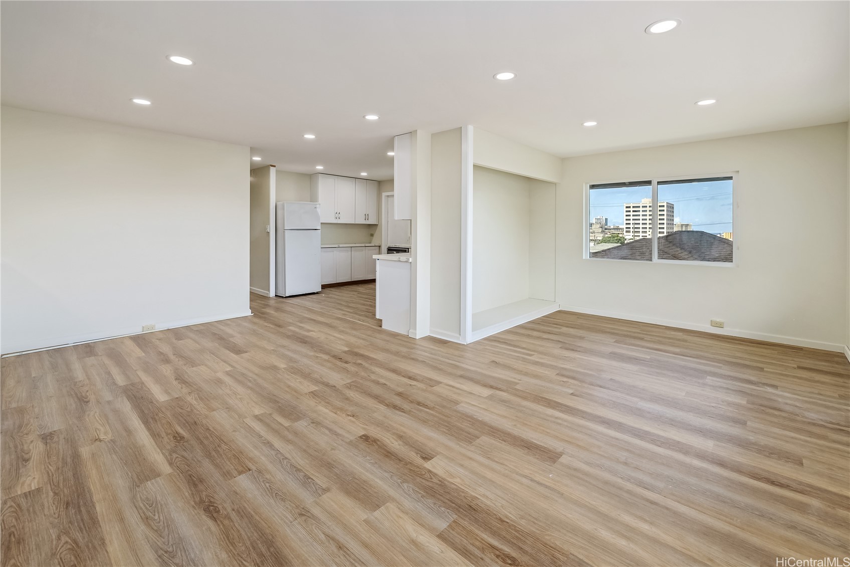Honolulu, Hawaii, 96817, United States, 5 Bedrooms Bedrooms, ,2 BathroomsBathrooms,Residential,For Sale,1826536