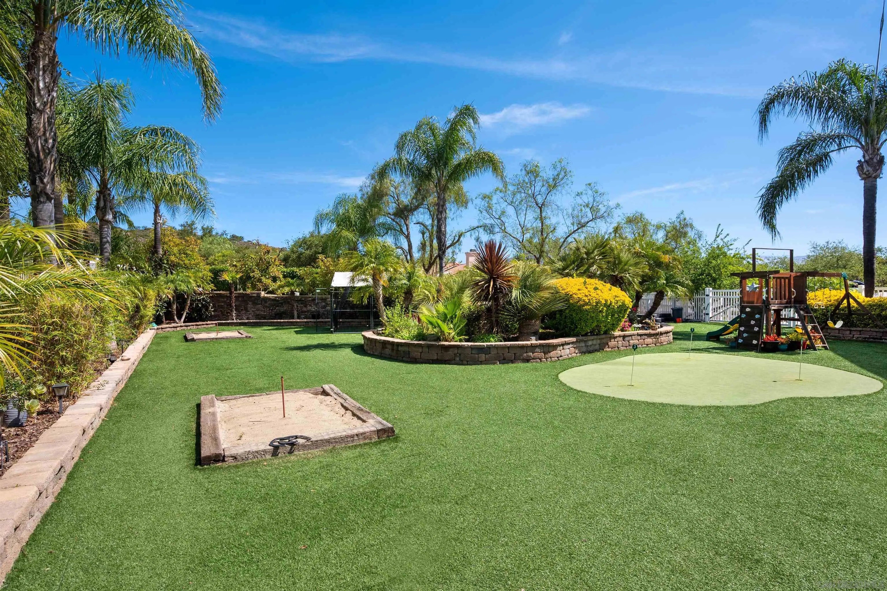 Alpine, California, 91901, United States, 3 Bedrooms Bedrooms, ,5 BathroomsBathrooms,Residential,For Sale,1997111