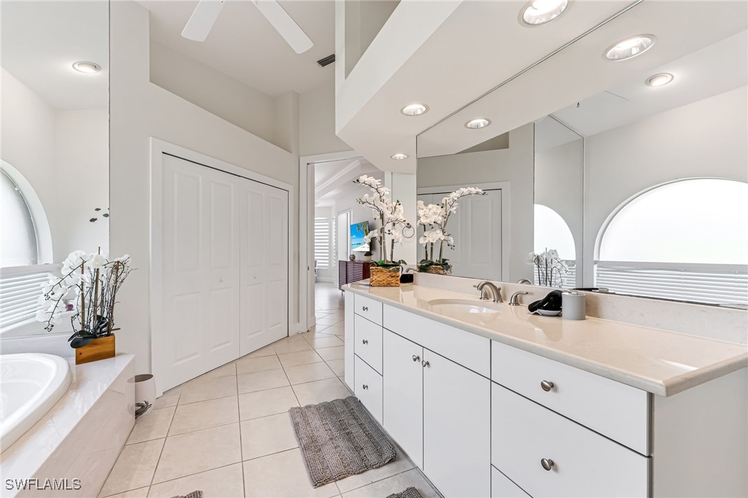 Cape Coral, Florida, 33914, United States, 5 Bedrooms Bedrooms, ,5 BathroomsBathrooms,Residential,For Sale,1802187