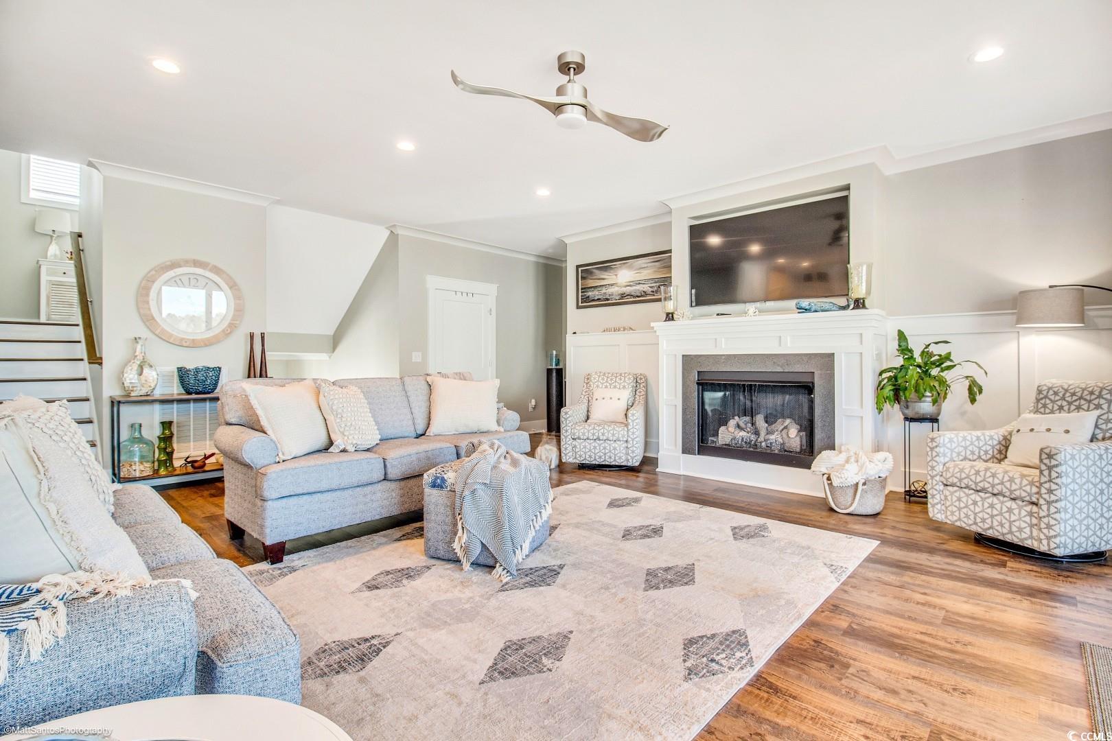 North Myrtle Beach, South Carolina, 29582, United States, 5 Bedrooms Bedrooms, ,6 BathroomsBathrooms,Residential,For Sale,1996456