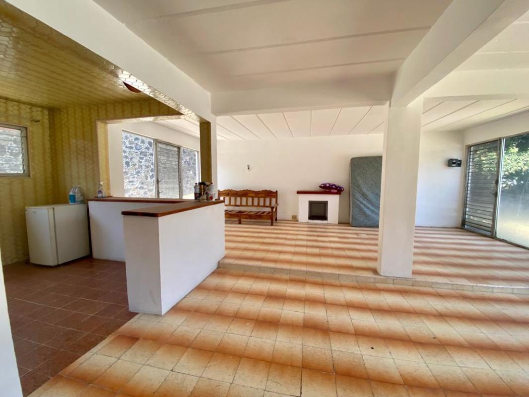 Tabachin, Cuernavaca, Morelos, 62343, Mexico, 4 Bedrooms Bedrooms, ,4 BathroomsBathrooms,Residential,For Sale,Tabachin,1620946