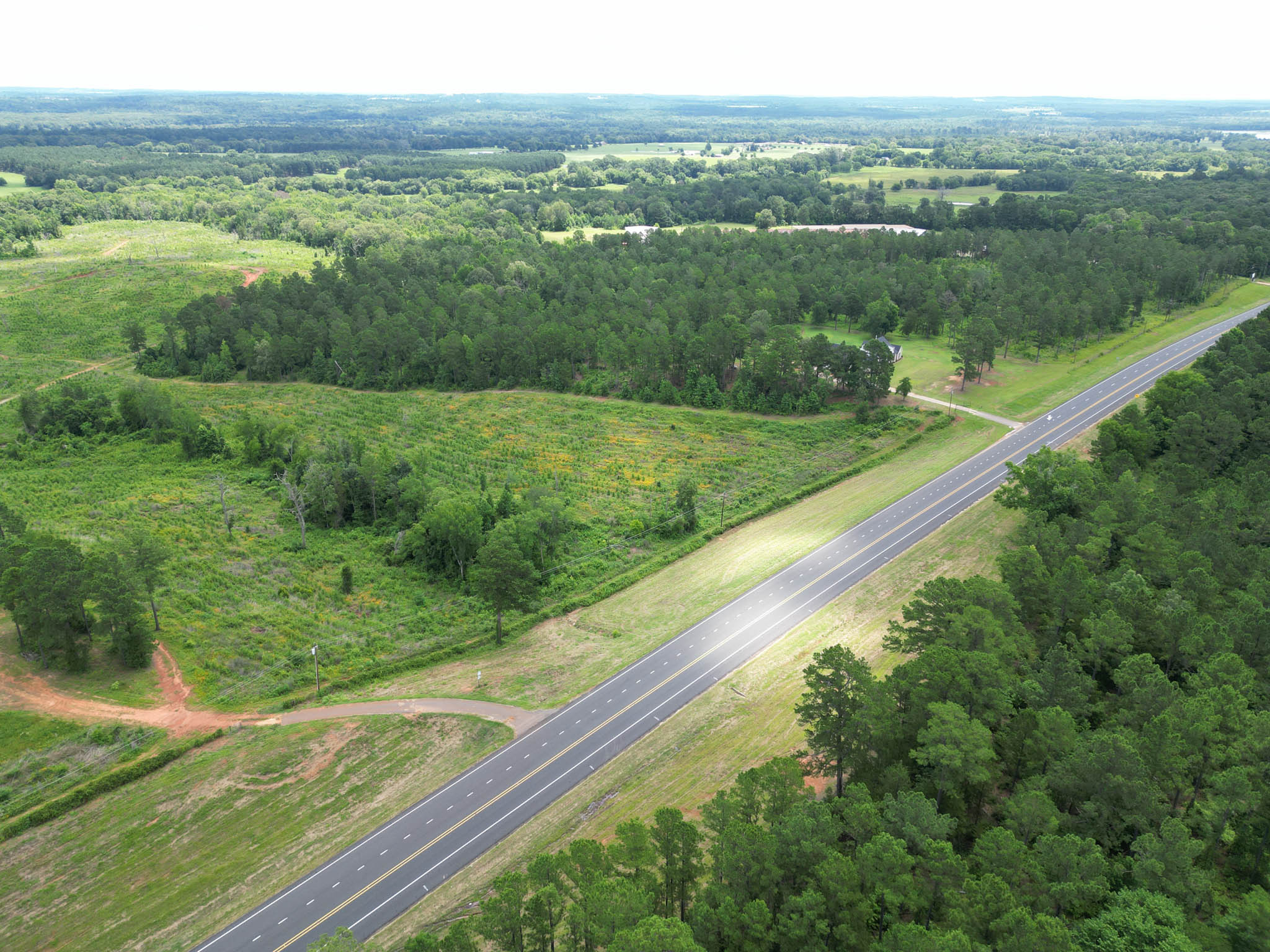 Jacksonville, Texas, 75766, United States, 4 Bedrooms Bedrooms, ,3 BathroomsBathrooms,Residential,For Sale,1978042