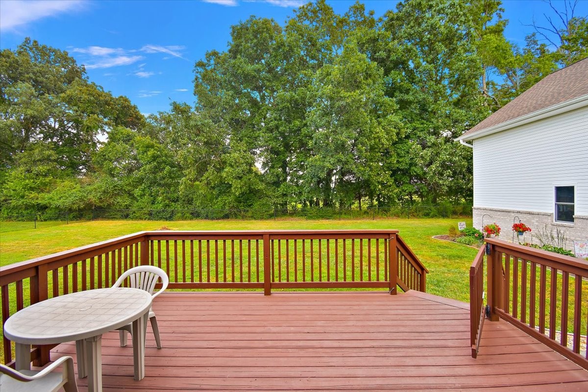 Manchester, Tennessee, 37355, United States, 3 Bedrooms Bedrooms, ,2 BathroomsBathrooms,Residential,For Sale,1907523