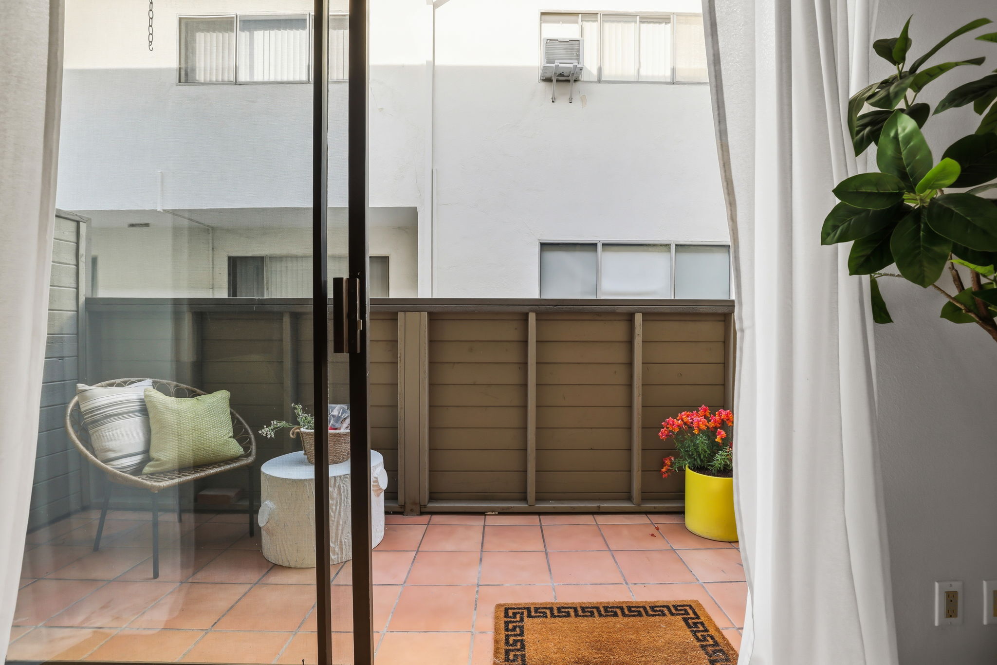  11952 Darlington Avenue, 3 - 物件實景