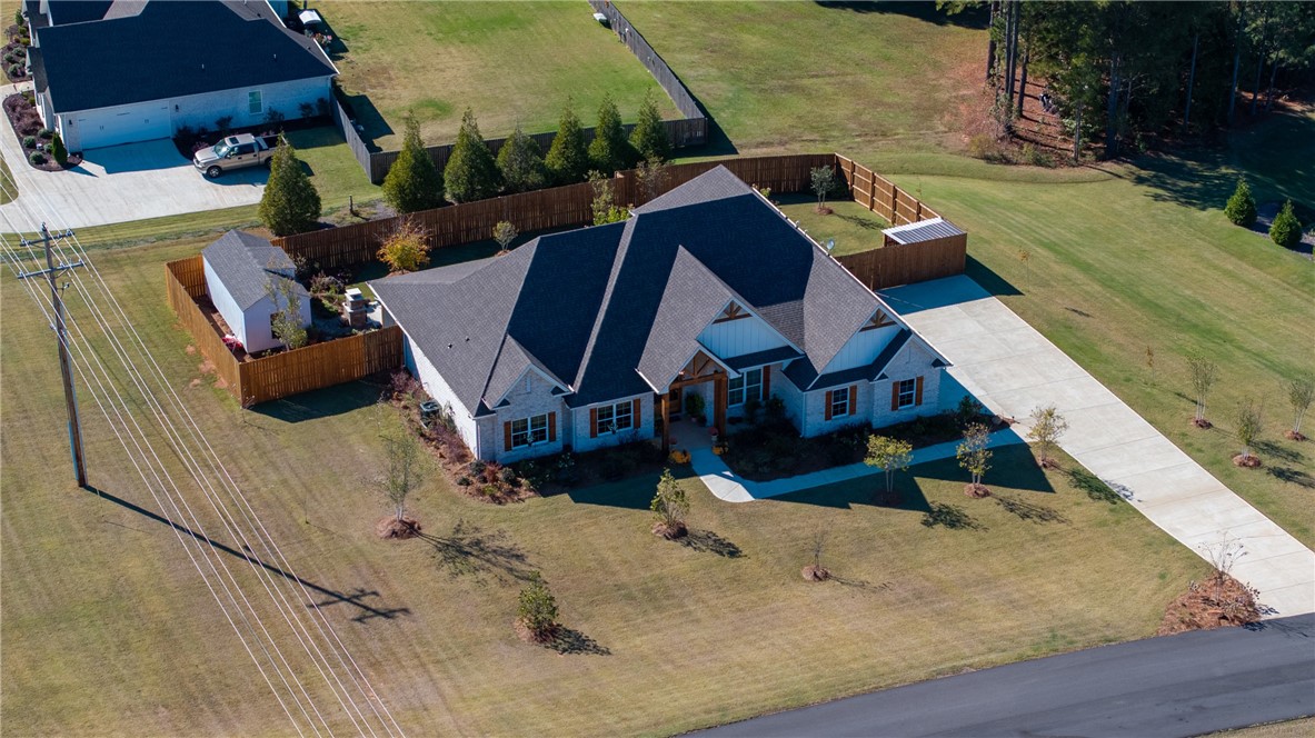 Opelika, Alabama, 36801, United States, 4 Bedrooms Bedrooms, ,3 BathroomsBathrooms,Residential,For Sale,1987548