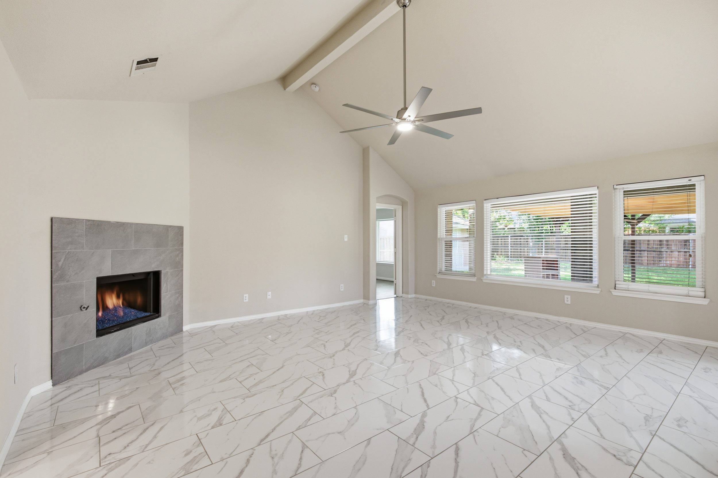  A Beautifully Enhanced McKinney Home Offering Modern Comfort and Privacy - 物件實景