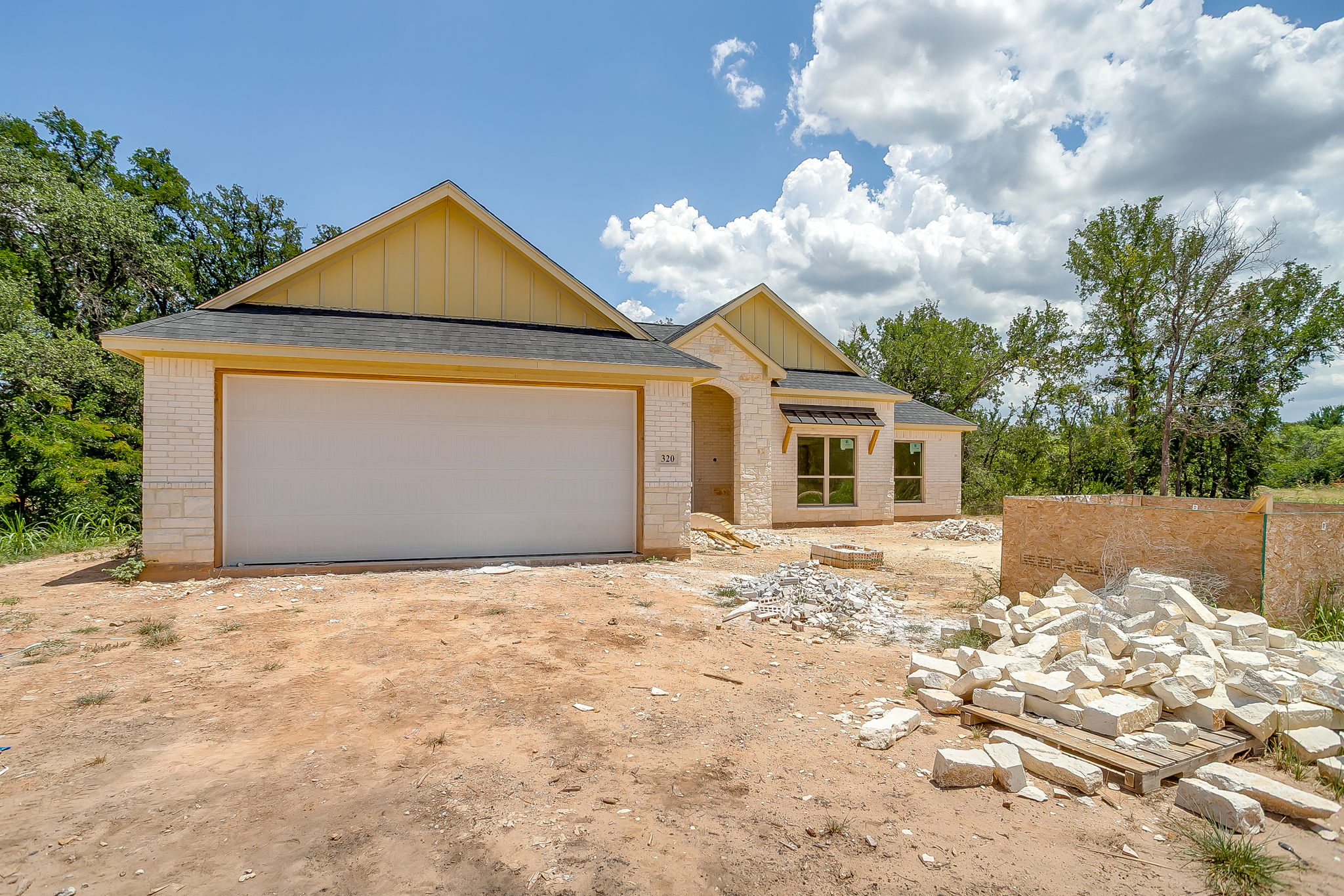  320 Rita Ridge Court, Millsap, TX, 76066 - 物件實景