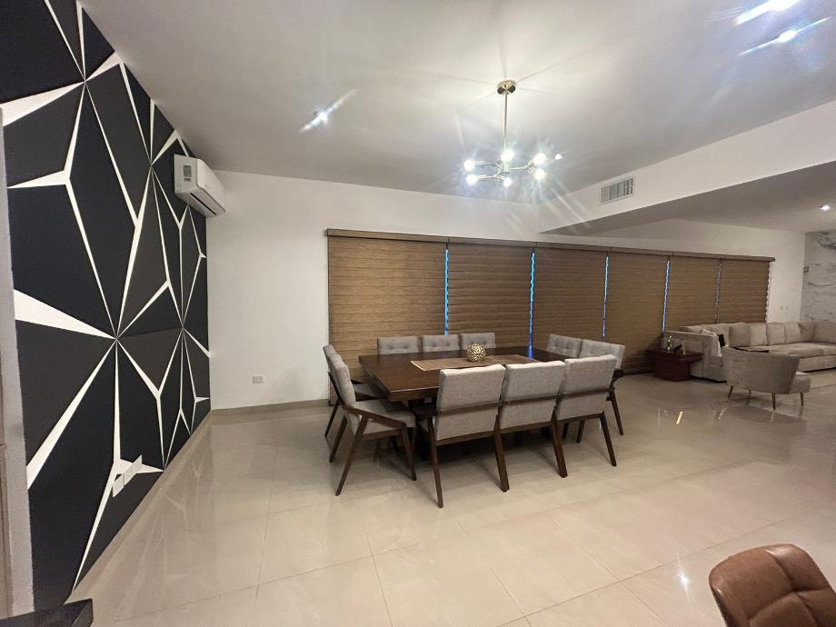 CIRCUITO MONTE ALBAN, Torreón, Coahuila de Zaragoza, 27106, Mexico, 4 Bedrooms Bedrooms, ,4 BathroomsBathrooms,Residential,For Sale,CIRCUITO MONTE ALBAN,1474730