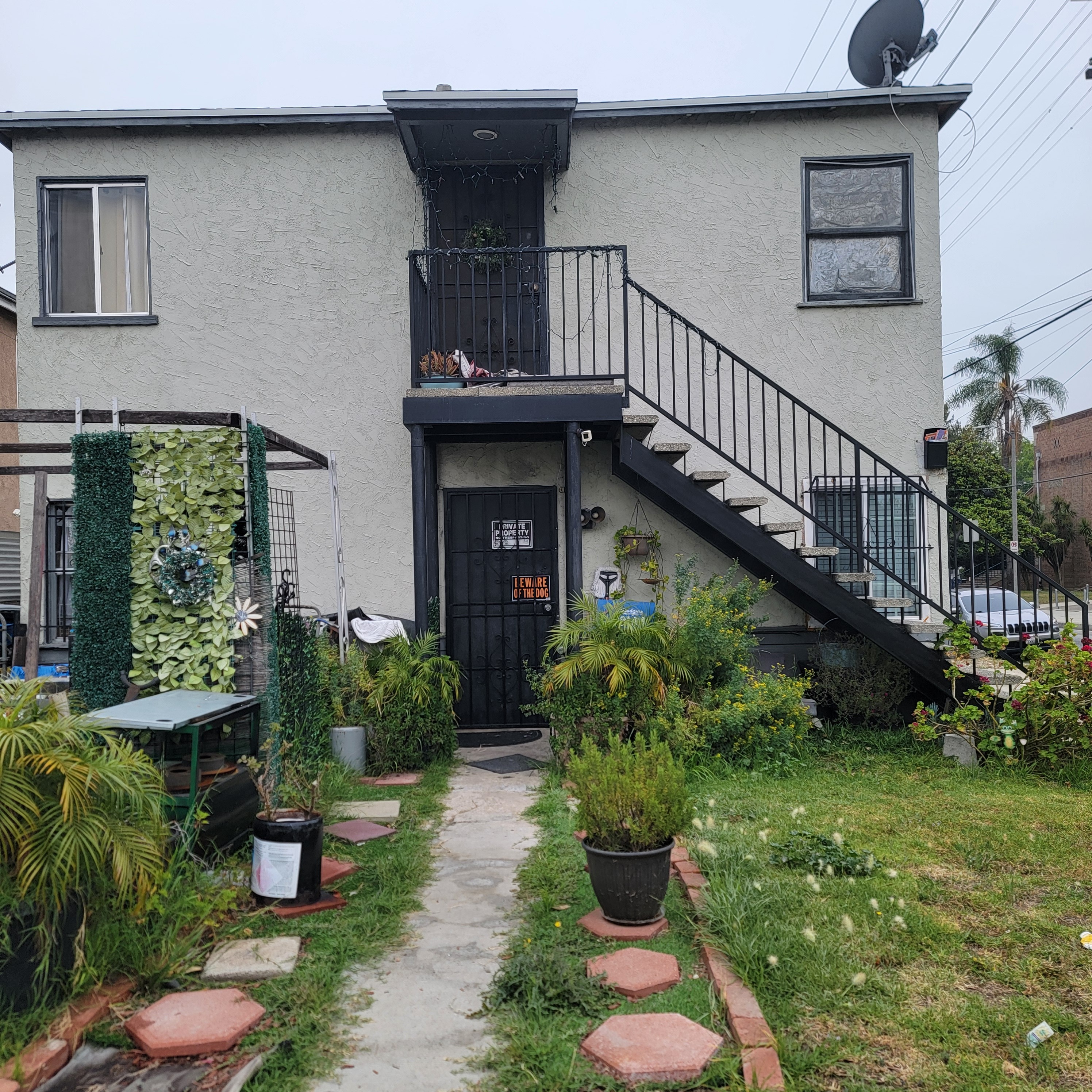  715 W 92nd St - 物件實景
