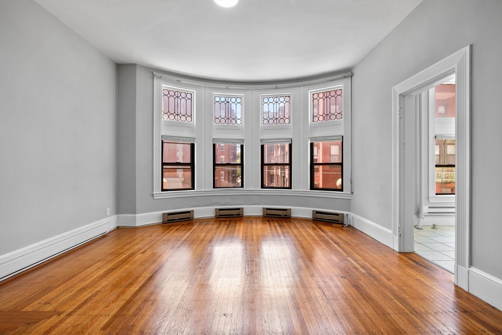 Boston, Massachusetts, 02215, United States, 1 Bedroom Bedrooms, ,1 BathroomBathrooms,Residential,For Sale,1900692