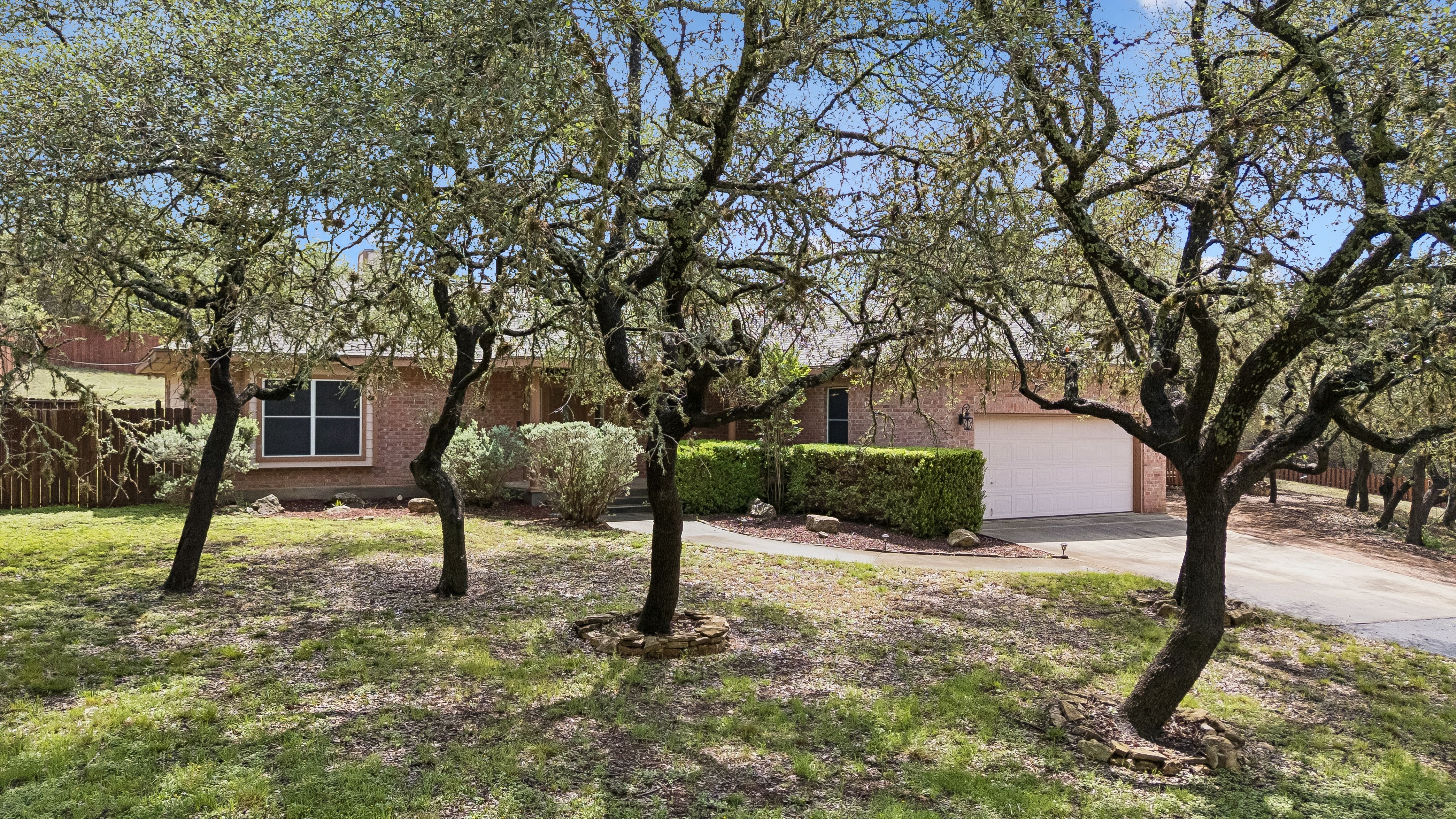  Privacy Meets Proximity - 物件實景