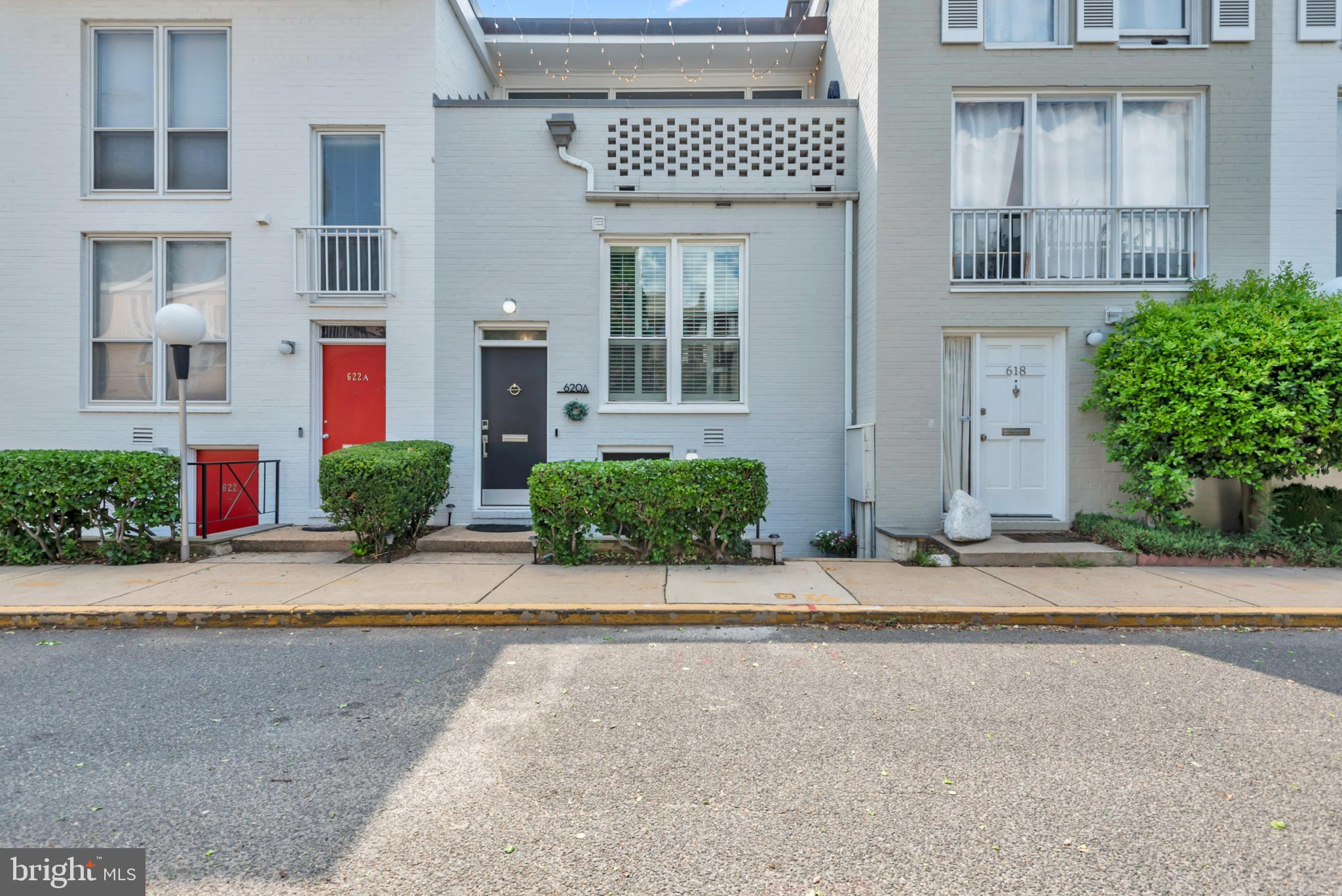 Washington, District of Columbia, 20024, United States, 3 Bedrooms Bedrooms, ,3 BathroomsBathrooms,Residential,For Sale,1943567