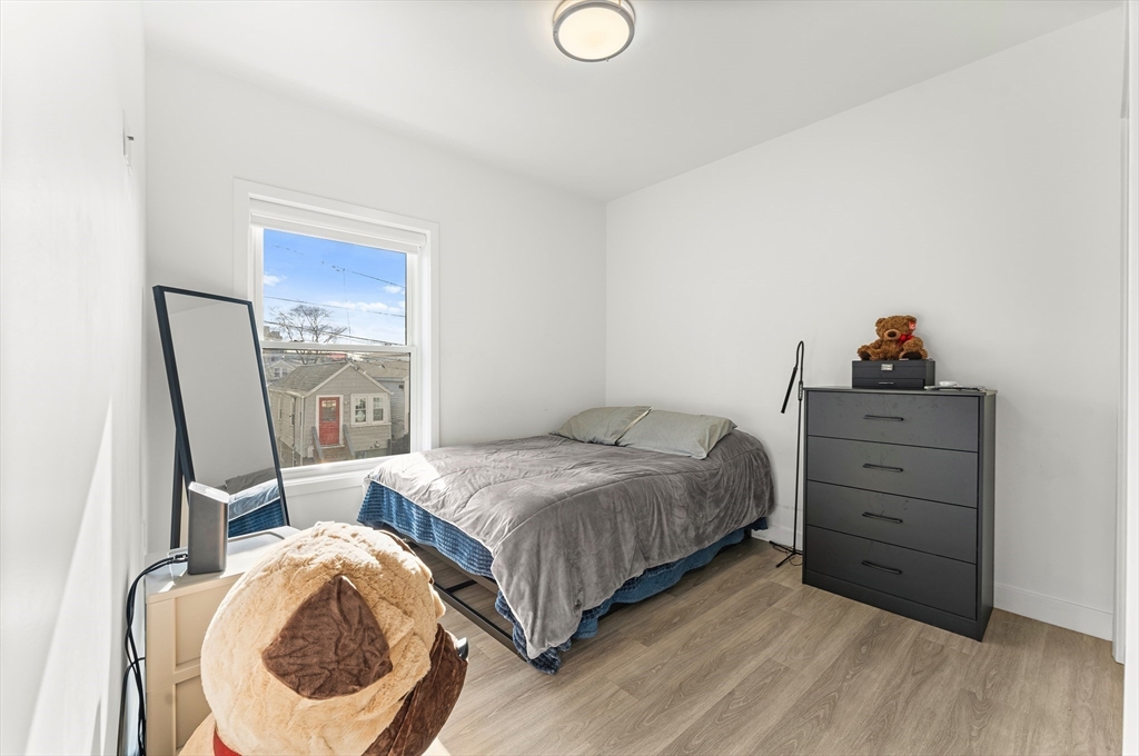Revere, Massachusetts, 02151, United States, 2 Bedrooms Bedrooms, ,1 BathroomBathrooms,Residential,For Sale,1880903