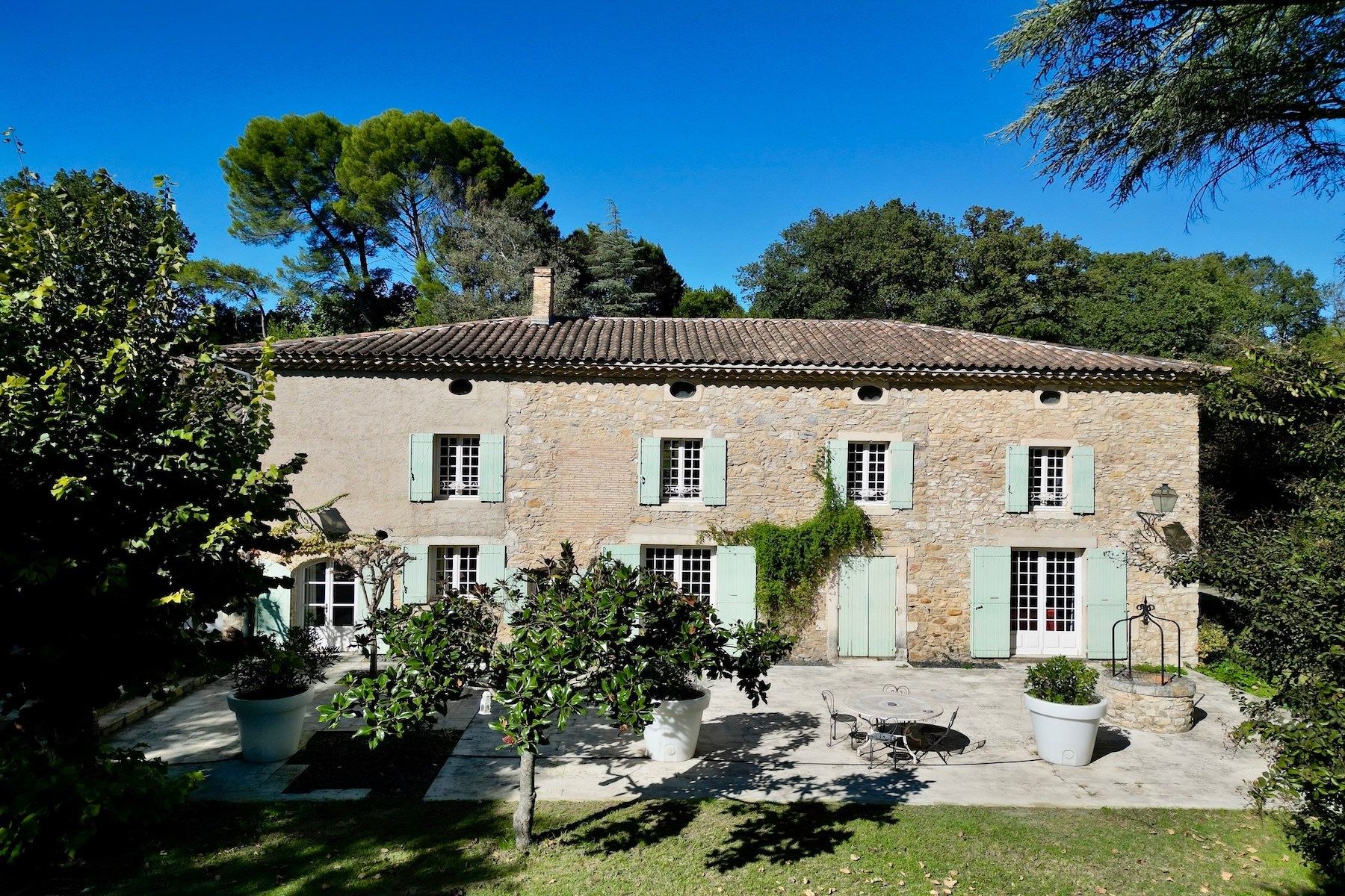  35 Minutes from Uzès – Charming 510 sqm Provençal Farmhouse Set Within 1.8 Hect… - 物件實景