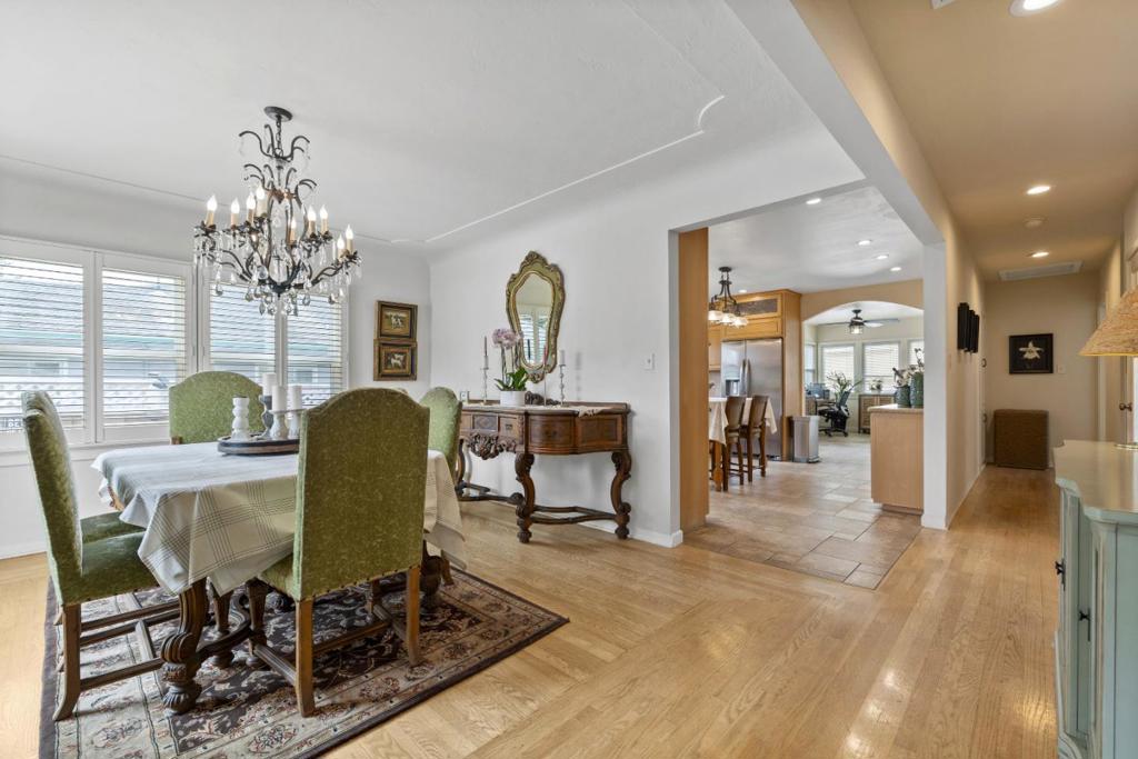 Santa Cruz, California, 95060, United States, 3 Bedrooms Bedrooms, ,3 BathroomsBathrooms,Residential,For Sale,1976527