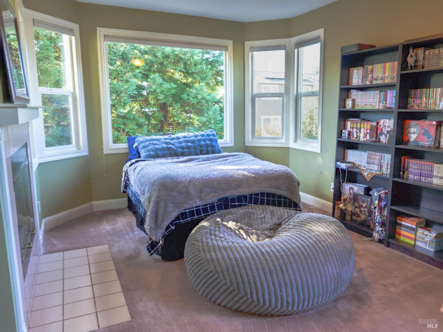 Vacaville, California, 95687, United States, 4 Bedrooms Bedrooms, ,3 BathroomsBathrooms,Residential,For Sale,1978415