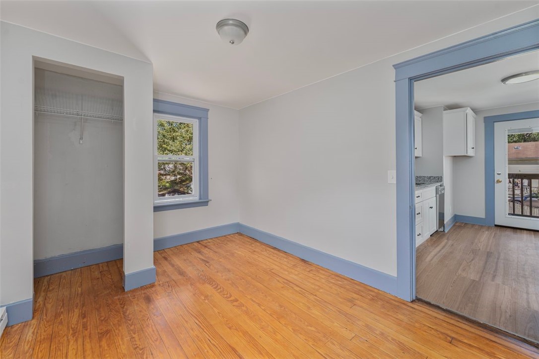 Warwick, Rhode Island, 02889, United States, 4 Bedrooms Bedrooms, ,2 BathroomsBathrooms,Residential,For Sale,1988287