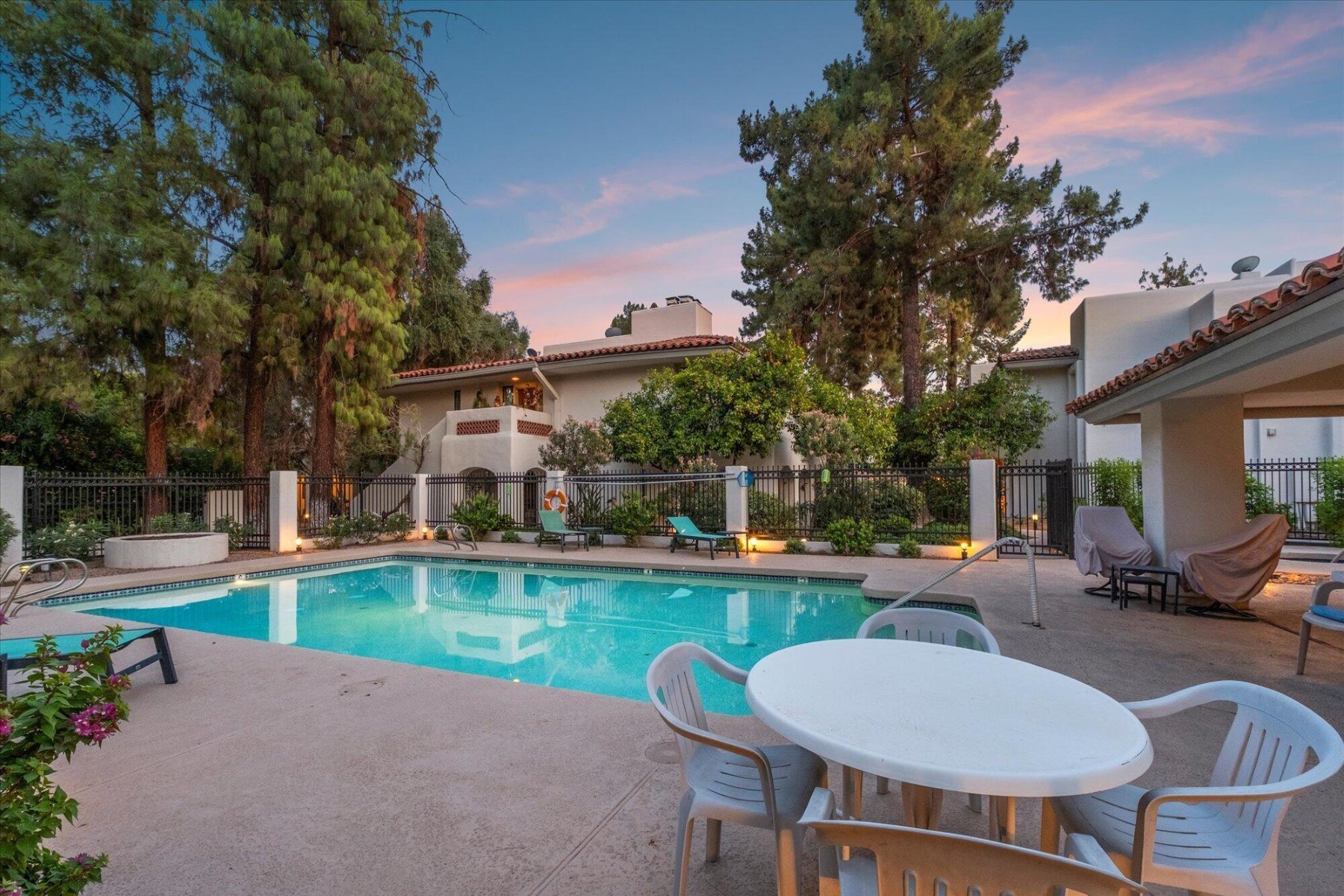  5200 S Lakeshore Drive  Tempe, AZ - 物件實景