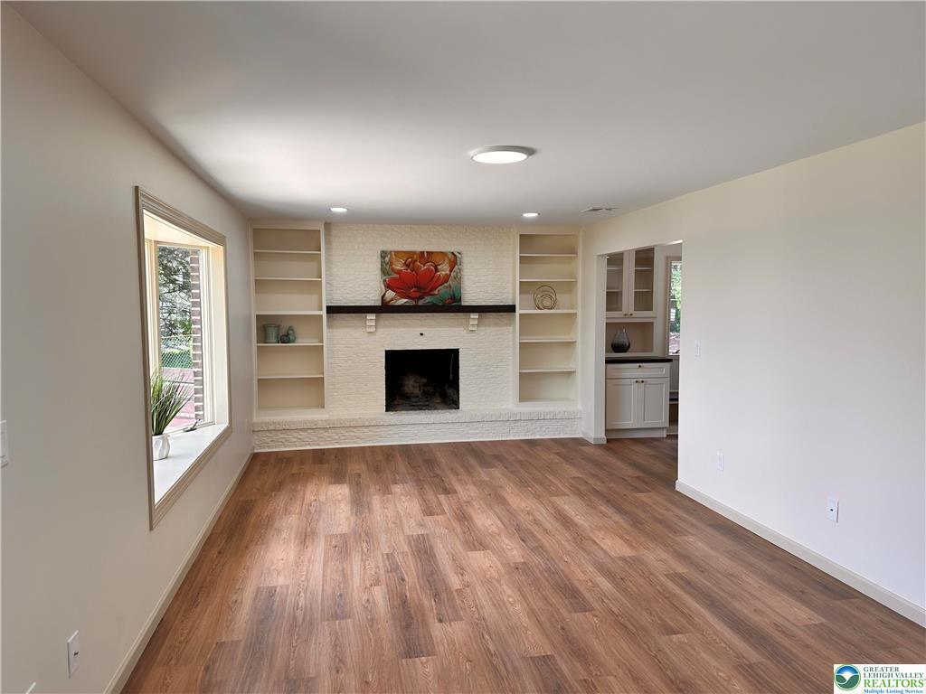 Washington Twp, Pennsylvania, 18080, United States, 3 Bedrooms Bedrooms, ,3 BathroomsBathrooms,Residential,For Sale,1984610