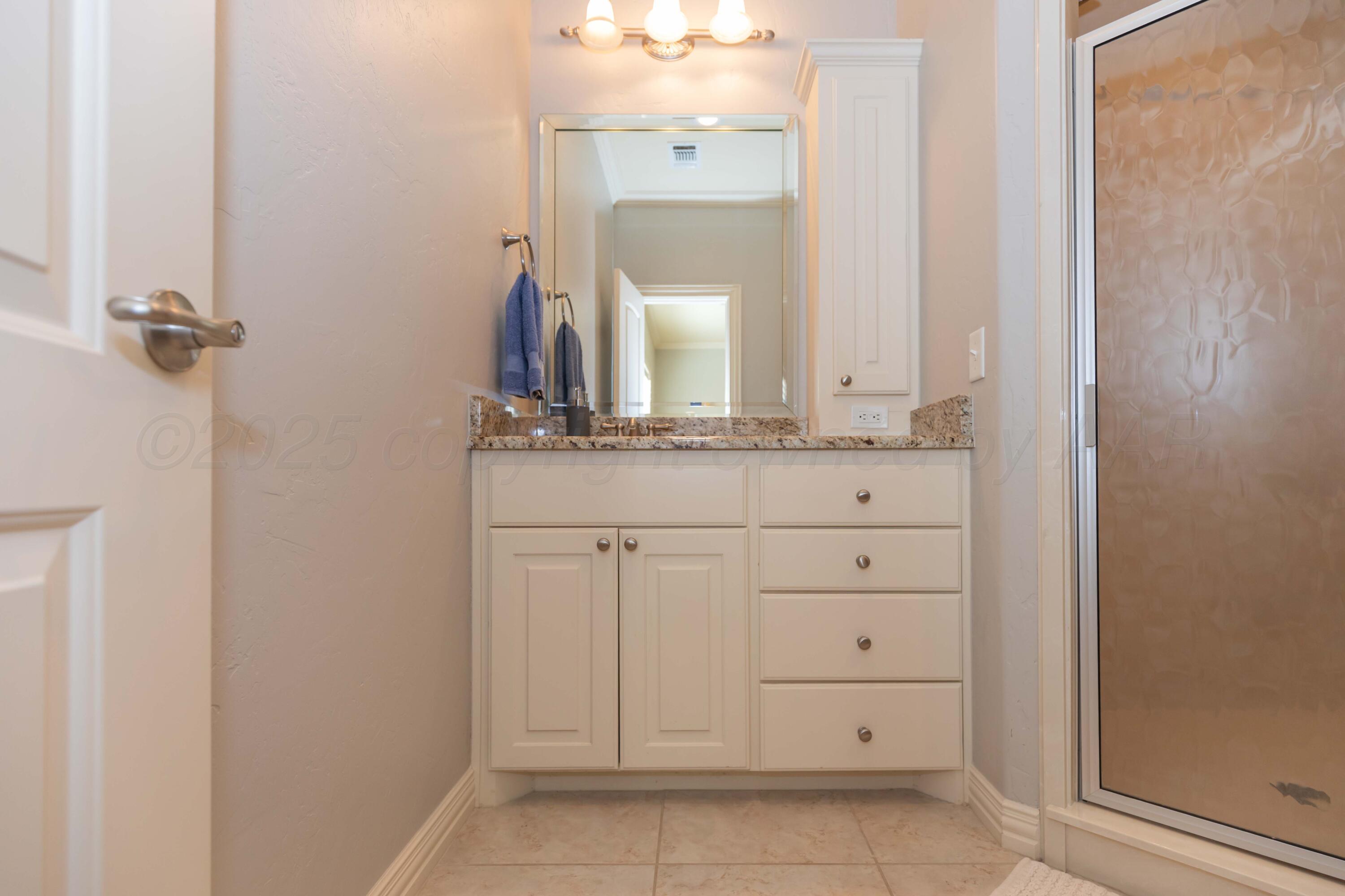 Amarillo, Texas, 79119, United States, 4 Bedrooms Bedrooms, ,5 BathroomsBathrooms,Residential,For Sale,1988347