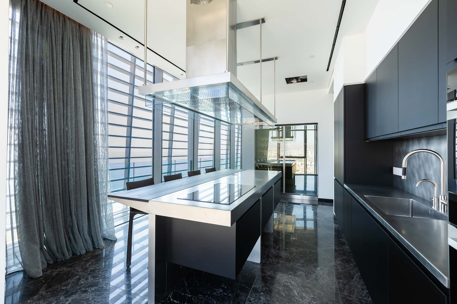  Beachfront Whole-Floor Sky Residence Panoramic Sea Views in Limassol - 物件實景