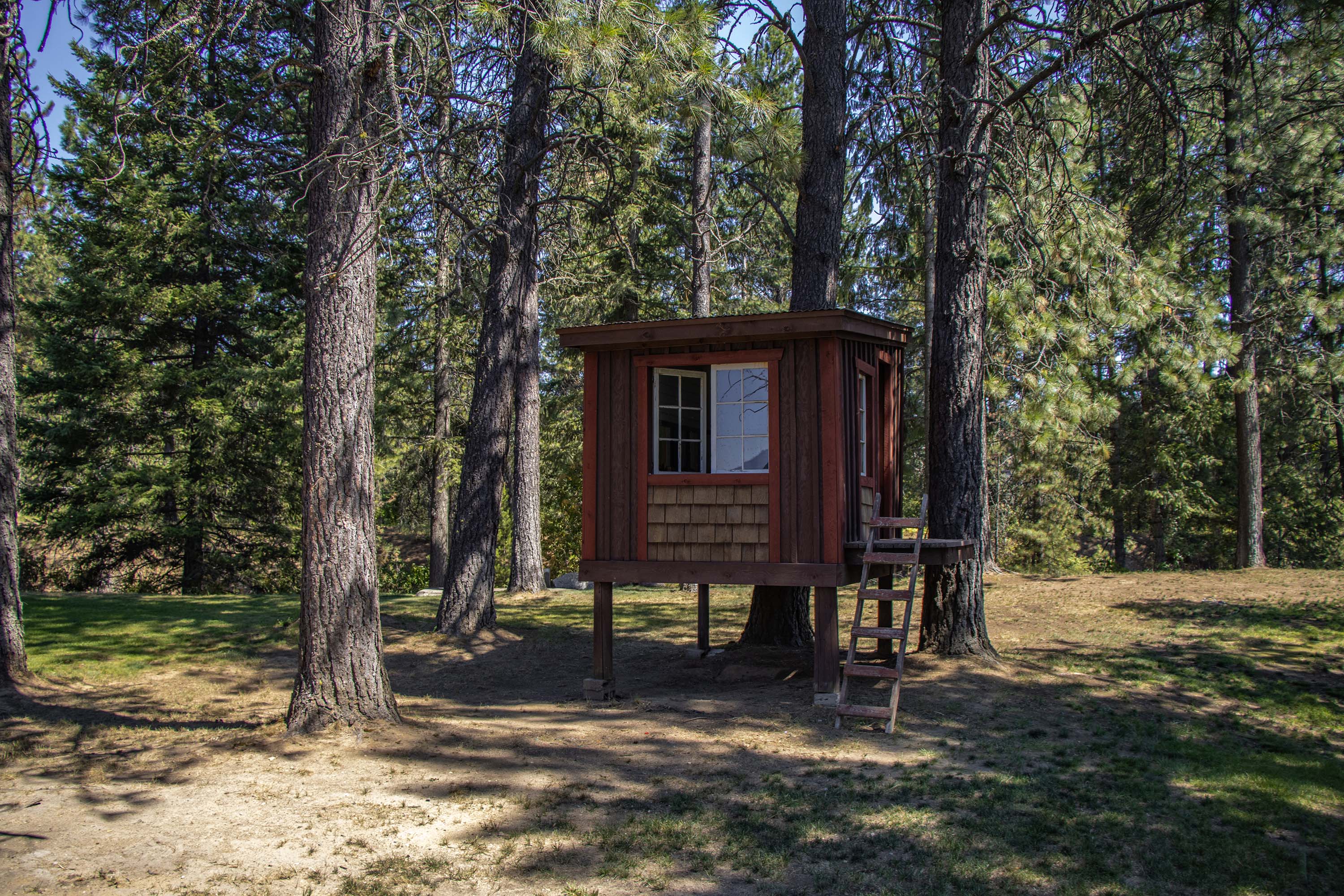 Sandpoint, Idaho, 83864, United States, 2 Bedrooms Bedrooms, ,4 BathroomsBathrooms,Residential,For Sale,1806623