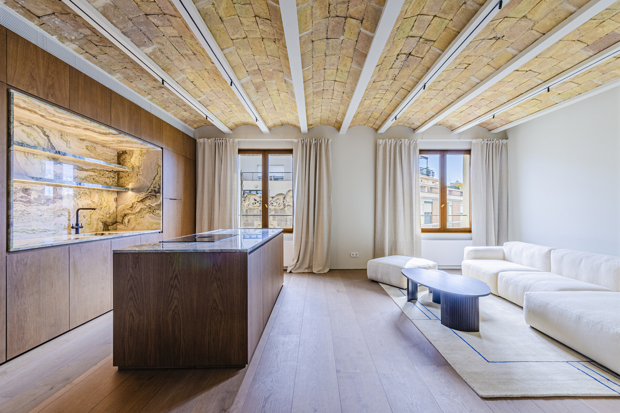  Fantastic brand new refurbished apartment in the Dreta de l