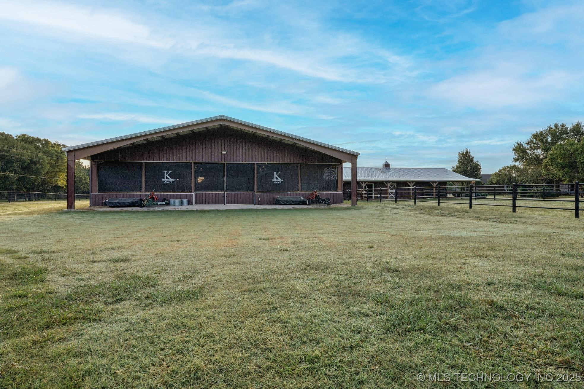 Mounds, Oklahoma, 74047, United States, 4 Bedrooms Bedrooms, ,6 BathroomsBathrooms,Residential,For Sale,1960960