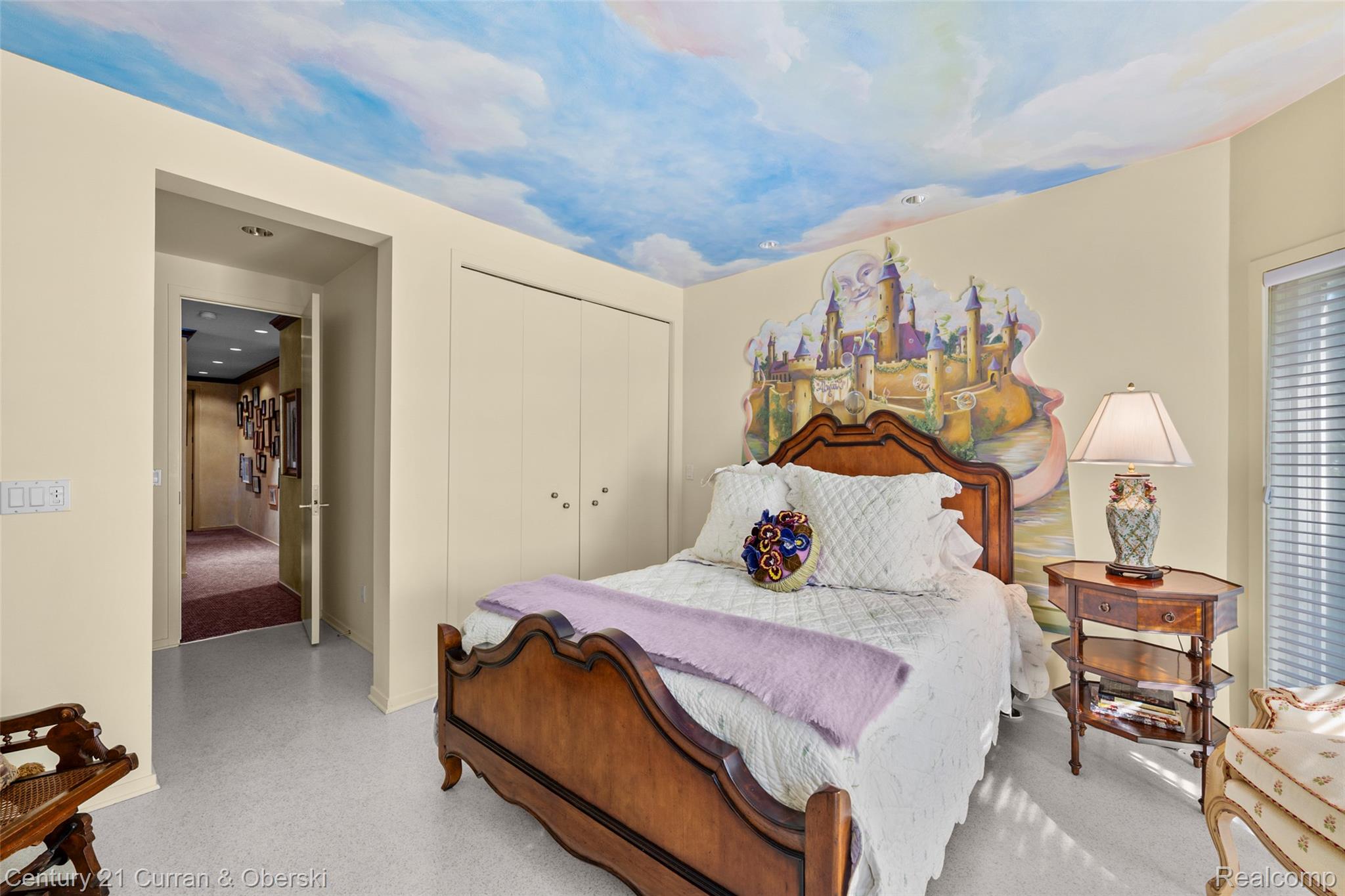 Dearborn, Michigan, 48124, United States, 4 Bedrooms Bedrooms, ,4 BathroomsBathrooms,Residential,For Sale,1983815