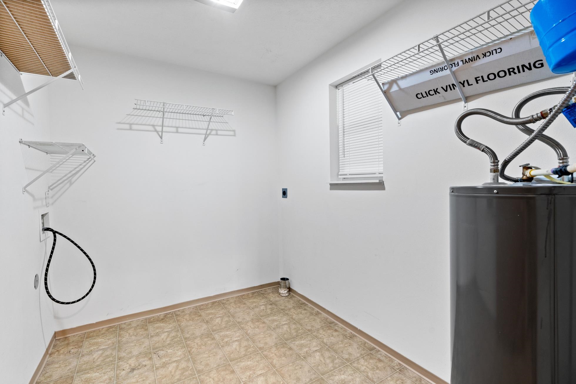 Mead, Washington, 99021, United States, ,Residential,For Sale,1936912