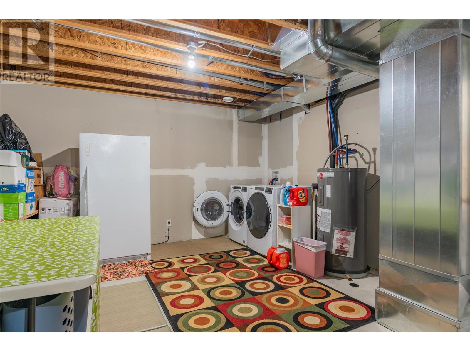 CASTLEGAR, British Columbia, V1N 1J7, CA, 3 Bedrooms Bedrooms, ,2 BathroomsBathrooms,Residential,For Sale,1913084