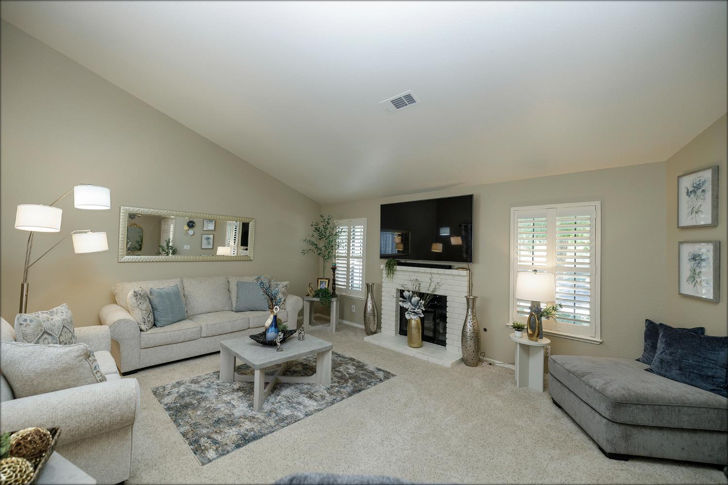 Modesto, California, 95356, United States, 2 Bedrooms Bedrooms, ,2 BathroomsBathrooms,Residential,For Sale,1892896