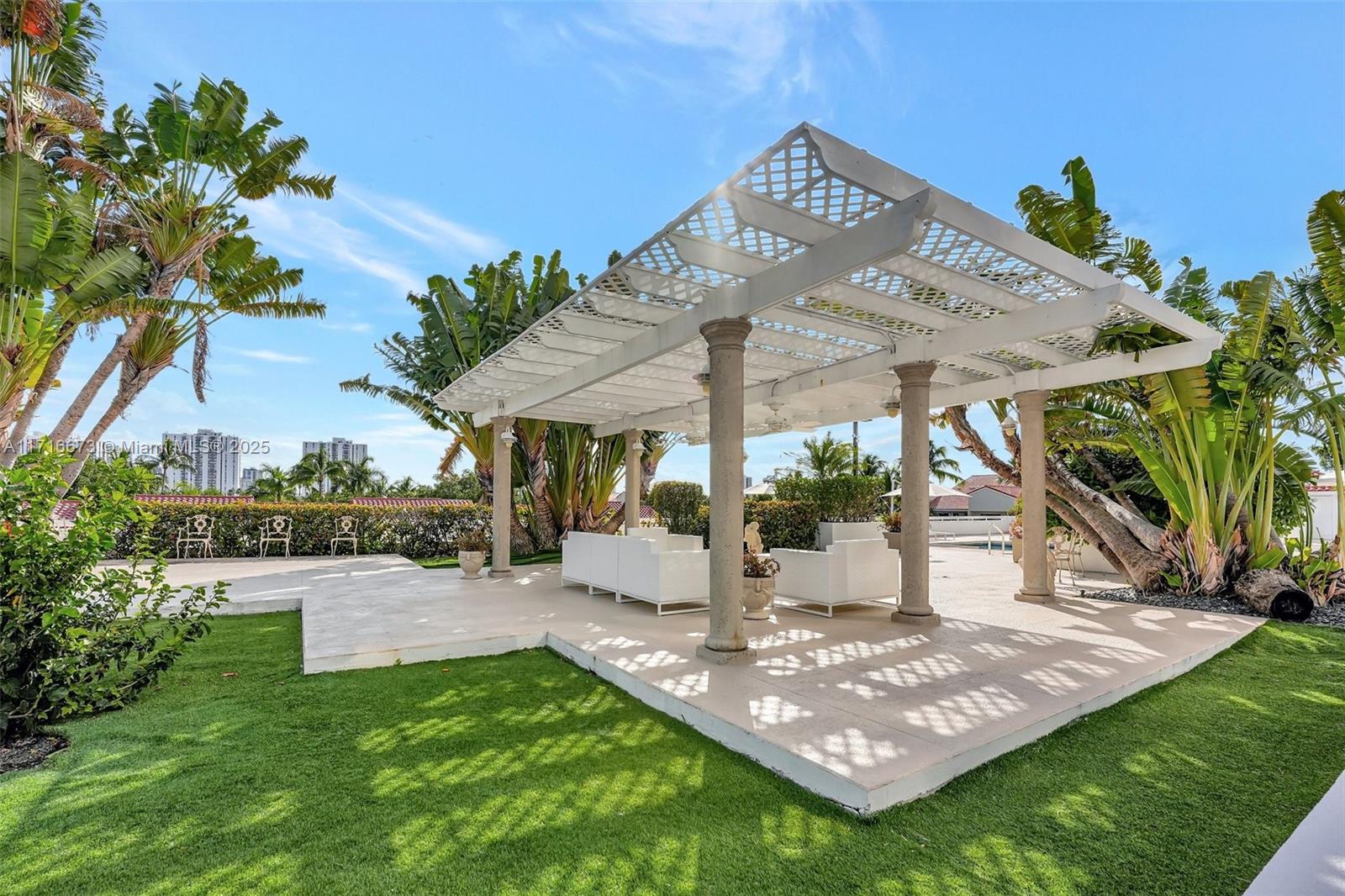 3598 Yacht Club Dr Unit 1901, Aventura, Florida, 33180, United States, 2 Bedrooms Bedrooms, ,2 BathroomsBathrooms,Residential,For Sale,3598 Yacht Club Dr Unit 1901,1679447
