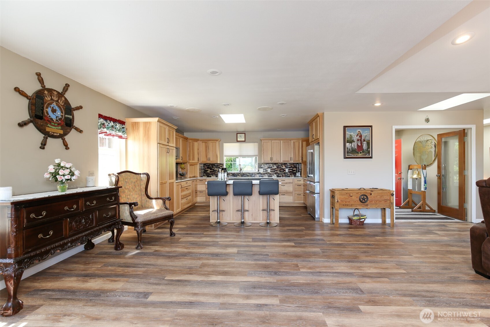 Oak Harbor, Washington, 98277, United States, 3 Bedrooms Bedrooms, ,1 BathroomBathrooms,Residential,For Sale,1896495