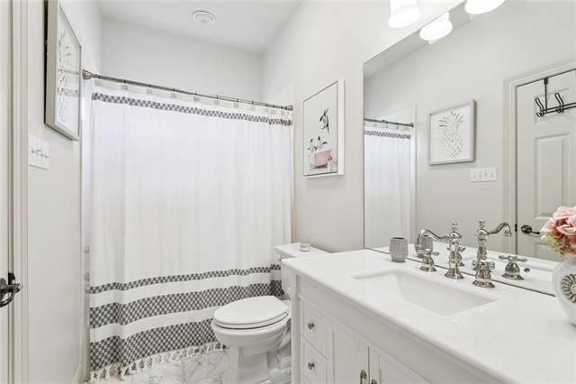 Madisonville, Louisiana, 70447, United States, 5 Bedrooms Bedrooms, ,4 BathroomsBathrooms,Residential,For Sale,1984460