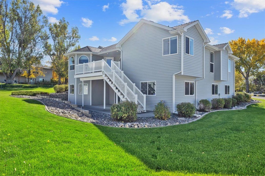 Billings, Montana, 59105, United States, 5 Bedrooms Bedrooms, ,4 BathroomsBathrooms,Residential,For Sale,1976913