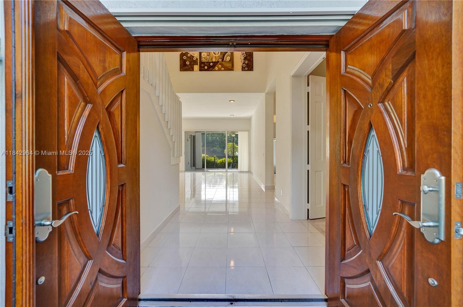 Weston, Florida, 33326, United States, 5 Bedrooms Bedrooms, ,4 BathroomsBathrooms,Residential,For Sale,1987523