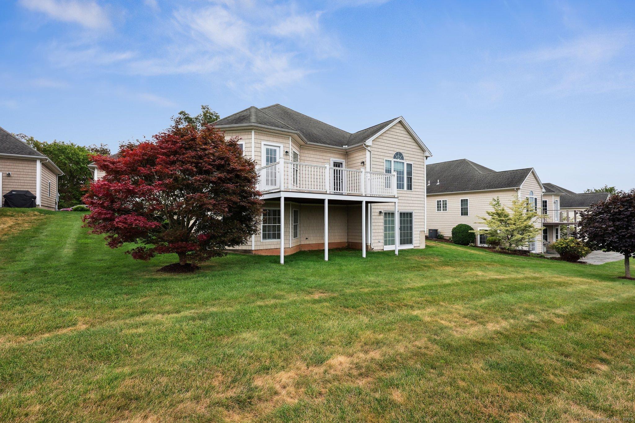 Wallingford, Connecticut, 06492, United States, 2 Bedrooms Bedrooms, ,4 BathroomsBathrooms,Residential,For Sale,1983794