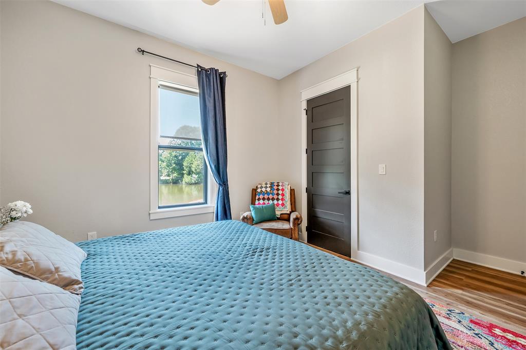 Mineola, Texas, 75773, United States, 3 Bedrooms Bedrooms, ,3 BathroomsBathrooms,Residential,For Sale,1947145