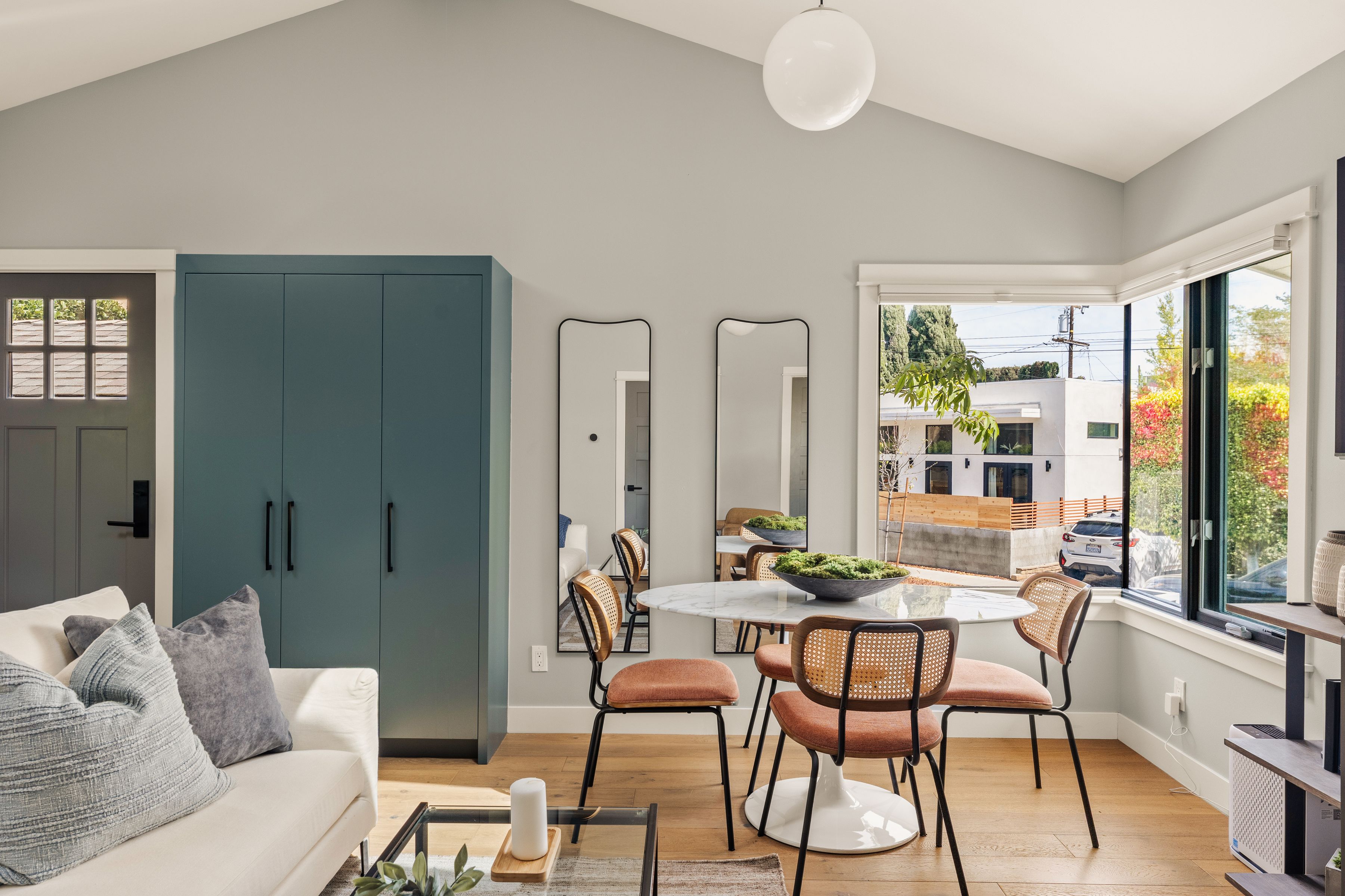  9009 Lloyd Place - 物件實景