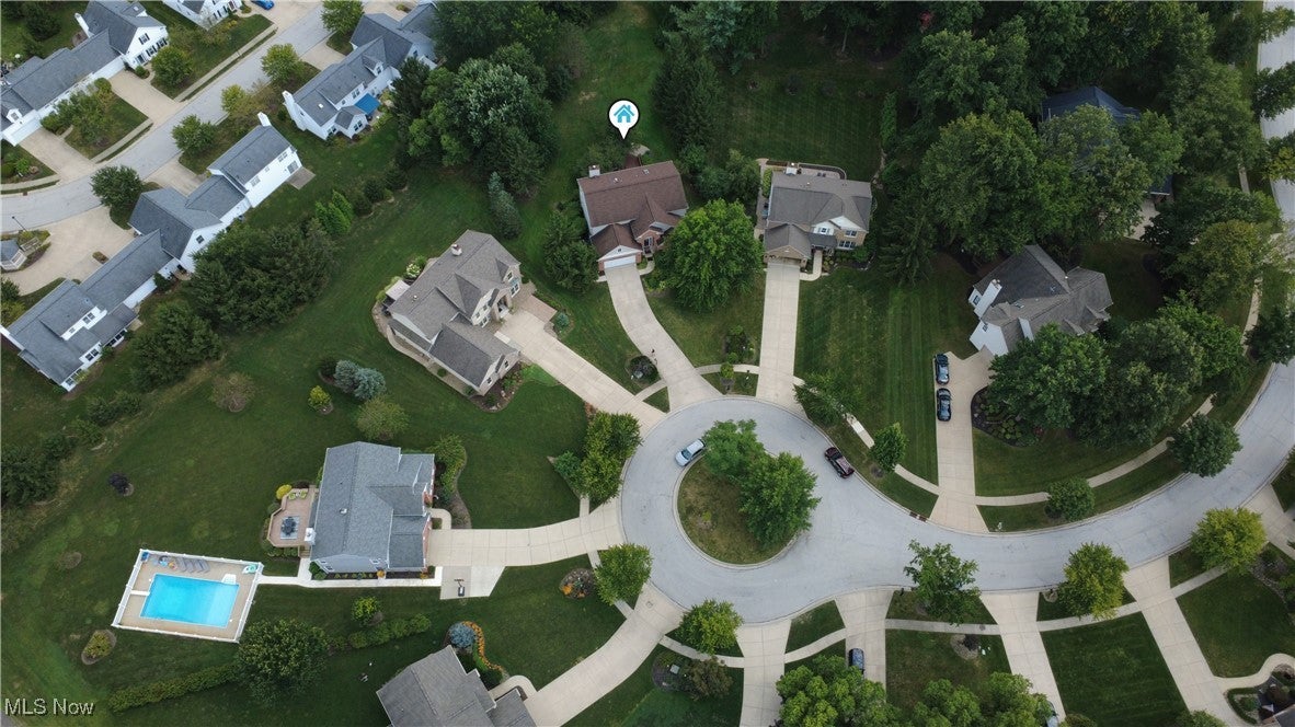 Twinsburg, Ohio, 44087, United States, 4 Bedrooms Bedrooms, ,4 BathroomsBathrooms,Residential,For Sale,1927884