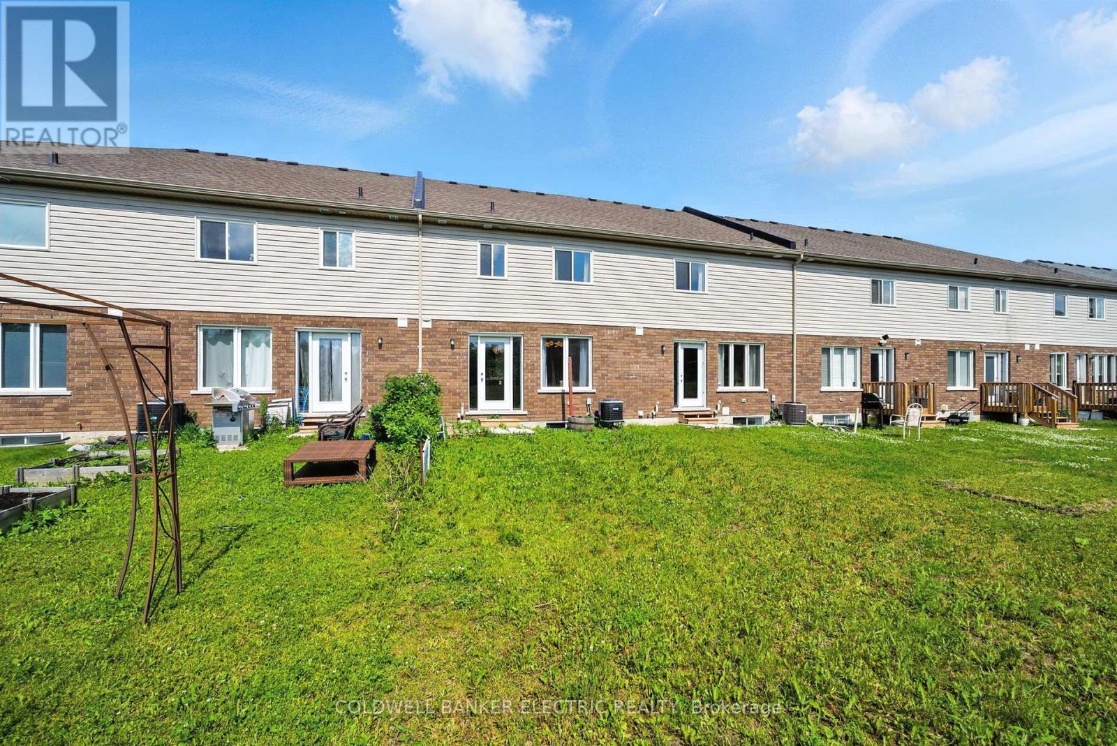 PETERBOROUGH NORTH (UNIVERSITY HEIGHTS), Ontario, K9L 0G6, CA, 3 Bedrooms Bedrooms, ,2 BathroomsBathrooms,Residential,For Sale,1891124