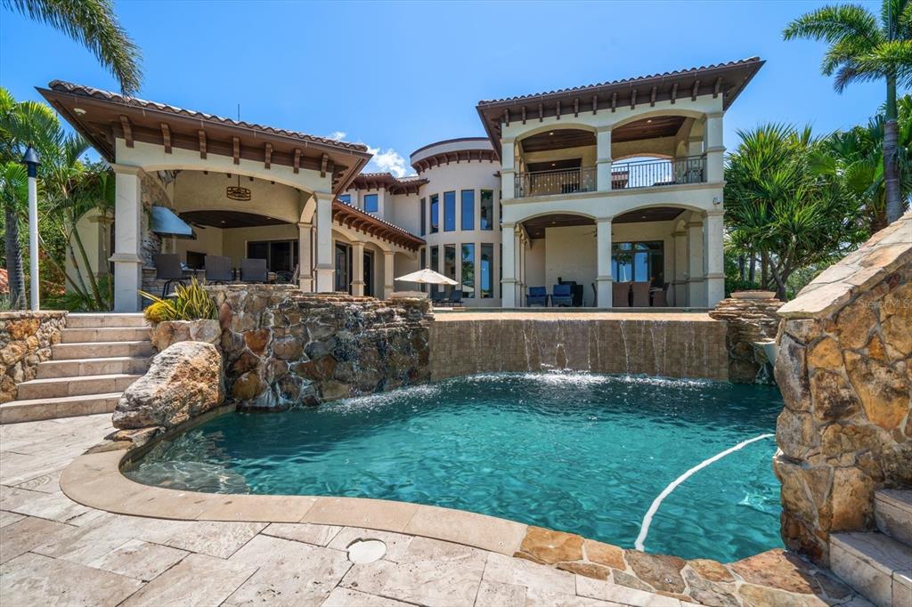 Largo, Florida, 33774, United States, 5 Bedrooms Bedrooms, ,7 BathroomsBathrooms,Residential,For Sale,1876225