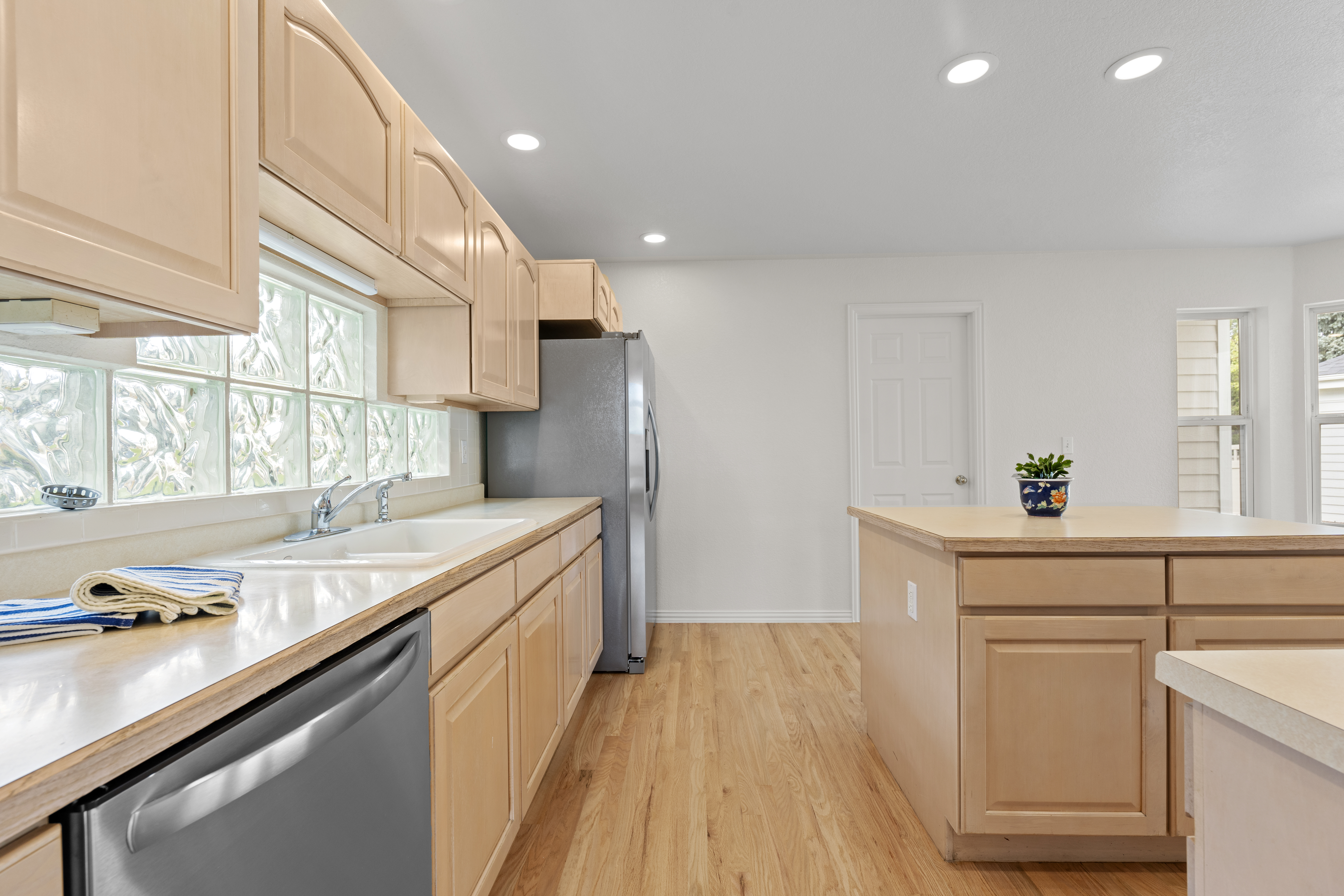  1011 South Valentia Street, Denver, CO 80247 - 物件實景